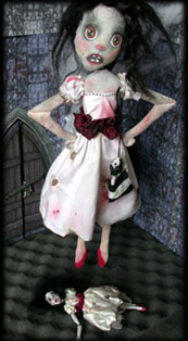 Click to see Annabel Lee ghost dolls little and large